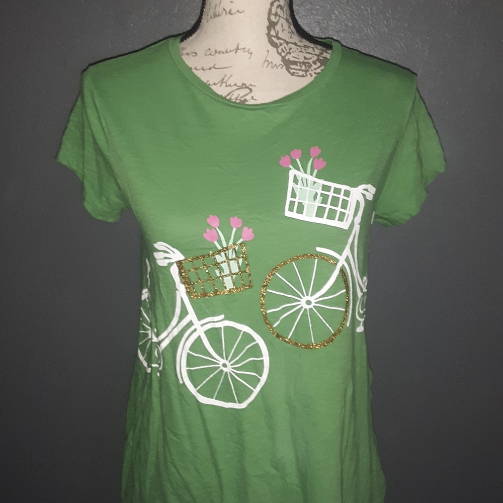 CROWN & IVY GREEN GRAPHIC T-SHIRT